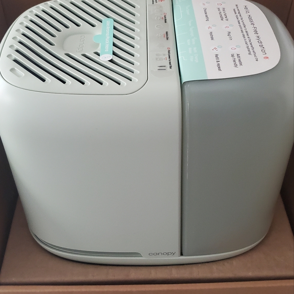 Canopy Humidifier in Light Green